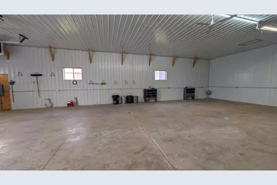 21509 700th Avenue, Alden, MN 56009 - Photo 34