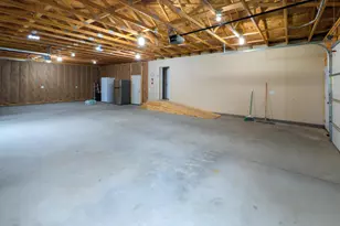 21509 700th Ave, Alden, MN 56009 - Photo 18