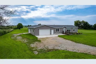 21509 700th Avenue, Alden, MN 56009 - Photo 2