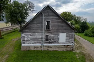 21509 700th Ave, Alden, MN 56009 - Photo 24