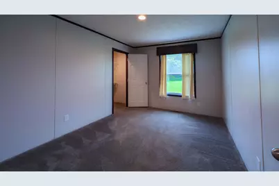 21509 700th Avenue, Alden, MN 56009 - Photo 12