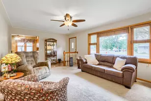 421 13th St W, Hastings, MN 55033 - Photo 4