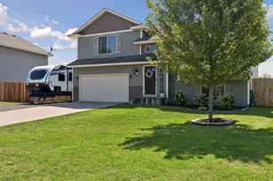 17575 311th St, Shafer, MN 55074 - Photo 1
