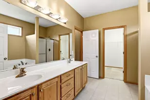 7174 Newbury Pl, Woodbury, MN 55125 - Photo 58
