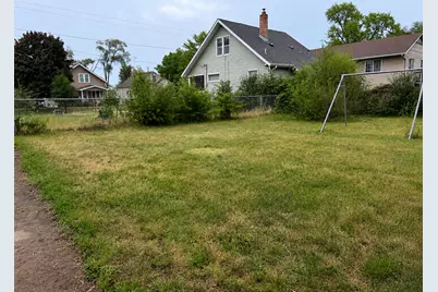 217 24th Avenue N, Saint Cloud, MN 56303 - Photo 2