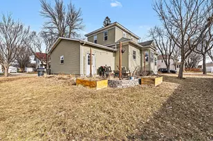 219 N Donaldson St, Luverne, MN 56156 - Photo 24