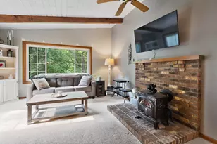 5665 Hagberg Rd, Hermantown, MN 55811 - Photo 8