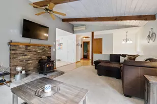 5665 Hagberg Rd, Hermantown, MN 55811 - Photo 10
