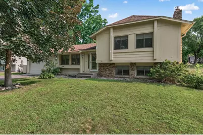 7460 Berkshire Way, Maple Grove, MN 55311 - Photo 1