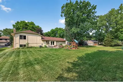 7460 Berkshire Way, Maple Grove, MN 55311 - Photo 48