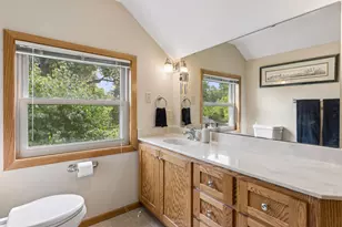 3240 Lilac Dr N, Golden Valley, MN 55422 - Photo 32