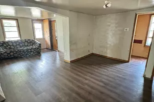 224 1st St NE, Wadena, MN 56482 - Photo 6