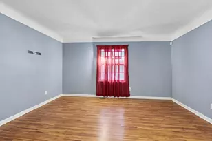 1050 Matilda St, Saint Paul, MN 55117 - Photo 2
