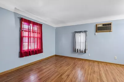 1050 Matilda Street, Saint Paul, MN 55117 - Photo 1