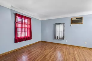 1050 Matilda St, Saint Paul, MN 55117 - Photo 1