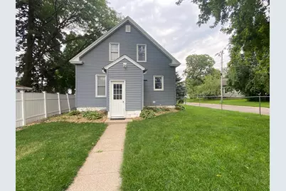 1224 Frank Hall Drive, Albert Lea, MN 56007 - Photo 2