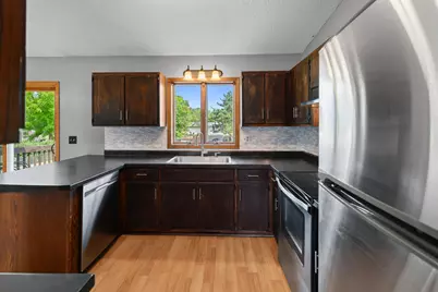 1232 Cypress Road, Saint Cloud, MN 56303 - Photo 4