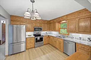 9405 Fox Valley Dr, Corcoran, MN 55340 - Photo 12