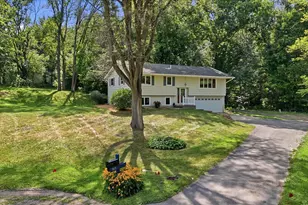 9405 Fox Valley Dr, Corcoran, MN 55340 - Photo 4
