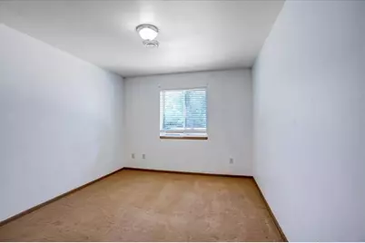 408 18th Avenue E, Menomonie, WI 54751 - Photo 32