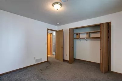 408 18th Avenue E, Menomonie, WI 54751 - Photo 28