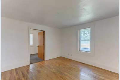 408 18th Avenue E, Menomonie, WI 54751 - Photo 12