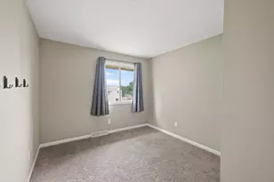 459 Mailand Ct S, Maplewood, MN 55119 - Photo 16