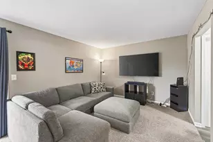 459 Mailand Ct S, Maplewood, MN 55119 - Photo 6