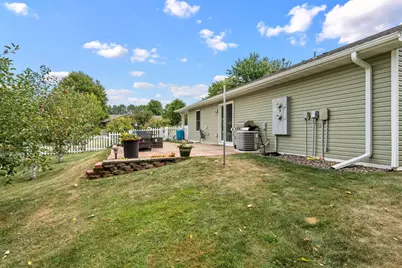 1820 Wooden Shoe Court, Baldwin, WI 54002 - Photo 32
