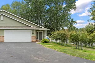 1820 Wooden Shoe Ct, Baldwin, WI 54002 - Photo 2