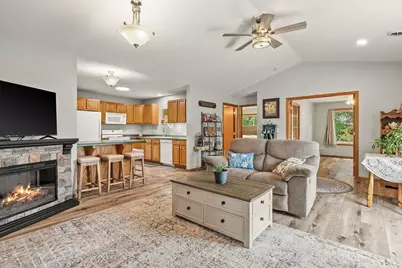 1820 Wooden Shoe Court, Baldwin, WI 54002 - Photo 6