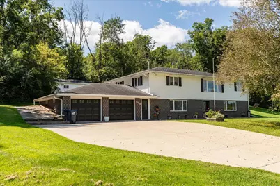 805 Auburn Avenue S, Lanesboro, MN 55949 - Photo 1