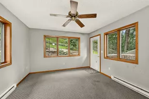 1349 Hillcrest Dr, Saint Charles, MN 55972 - Photo 8