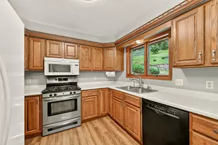 1349 Hillcrest Dr, Saint Charles, MN 55972 - Photo 6