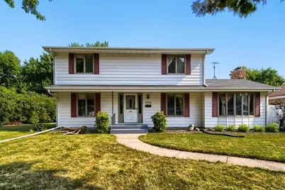 7932 38 1/2 Avenue N, New Hope, MN 55427 - Photo 2