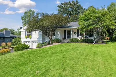 5272 Lochloy Drive, Edina, MN 55436 - Photo 2
