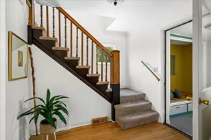 824 E 11th St, Duluth, MN 55805 - Photo 14