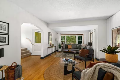824 E 11th Street, Duluth, MN 55805 - Photo 10