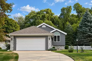5734 Heather Ridge Dr, Shoreview, MN 55126 - Photo 1