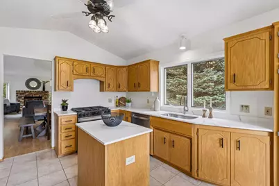 5734 Heather Ridge Drive, Shoreview, MN 55126 - Photo 16
