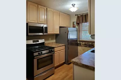 2109 3rd Street N, North Saint Paul, MN 55109 - Photo 2