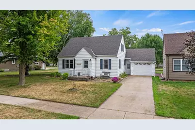 214 N Rebecca Street, Ivanhoe, MN 56142 - Photo 4