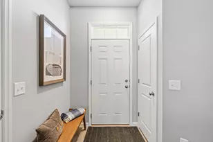 4719 4th St Loop NE, Saint Cloud, MN 56304 - Photo 2