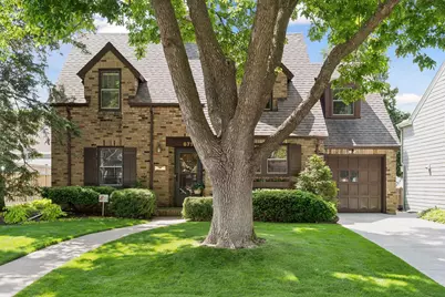 671 Josephine Place, Saint Paul, MN 55116 - Photo 2