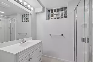 671 Josephine Pl, Saint Paul, MN 55116 - Photo 38