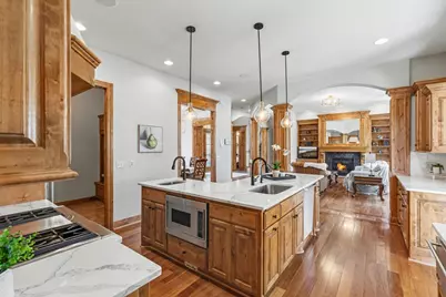 19043 Vogel Farm Trail, Eden Prairie, MN 55347 - Photo 10