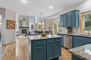 8053 Enclave Bay, Woodbury, MN 55125 - Photo 20