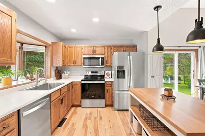 170 Meadow Drive, Loretto, MN 55357 - Photo 4