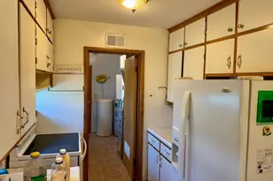 906 W Walnut Ave, Olivia, MN 56277 - Photo 4
