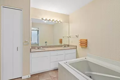 18 Anemone Circle, North Oaks, MN 55127 - Photo 20
